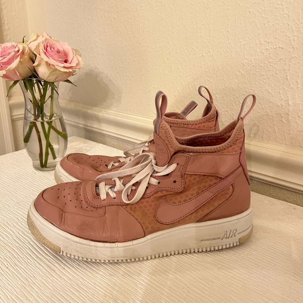Nike W Air Force 1 Ultraforce Mid Womens
864025-600, Pink size 8 - Picture 4 of 7